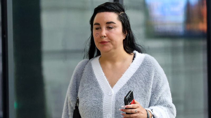 Amanda Bynes announces music comeback with new EDM and rap single ‘Girlfriend’ Amanda Bynes